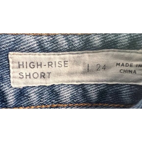 Bullhead High Rise Short Size 24 Light Wash Denim Distressed Jean Shorts Cuffed - Picture 4 of 5